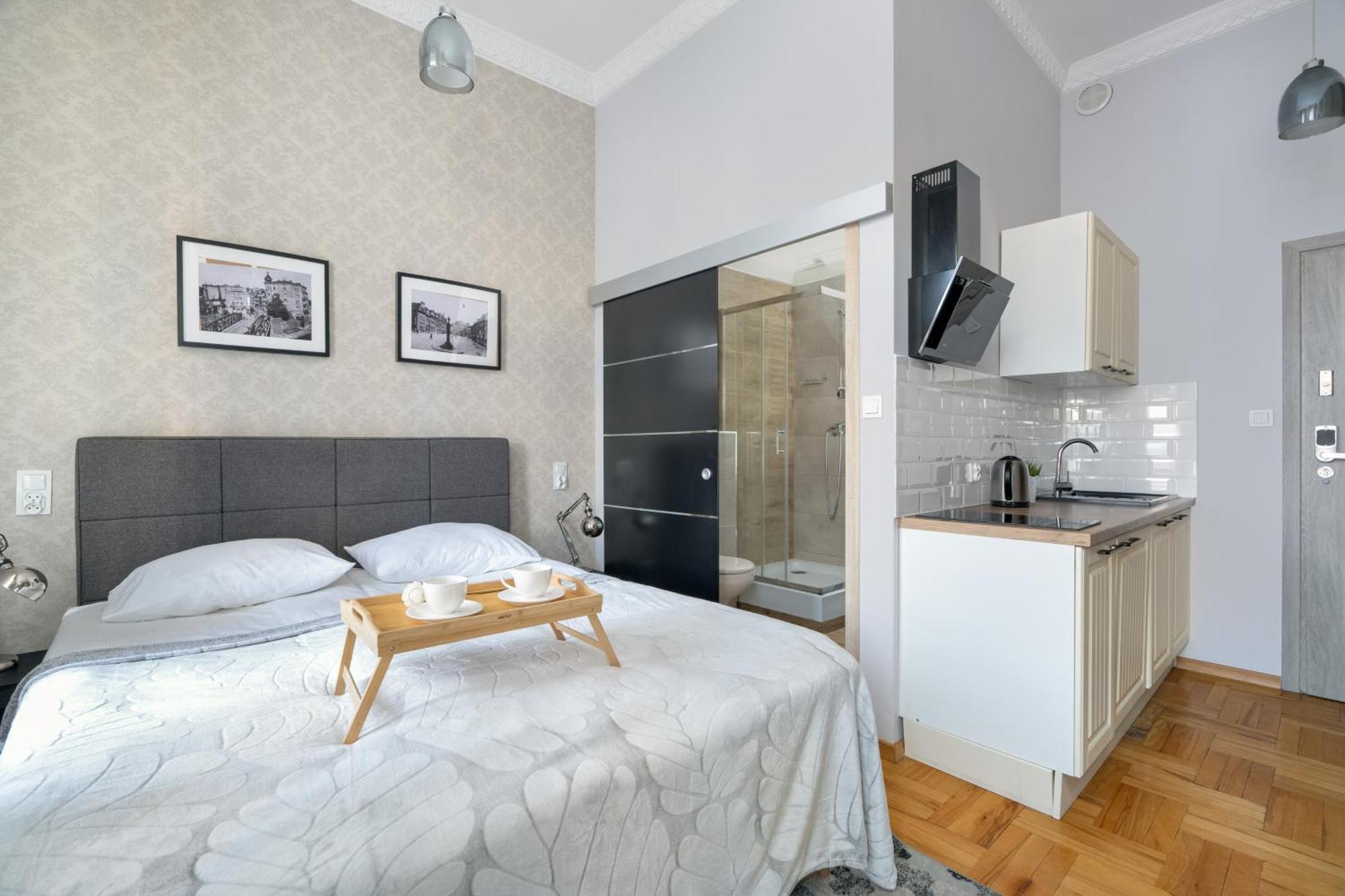Przytulne Studia Very Berry W Poznaniu Blisko Parku By Noclegi Renters Bagian luar foto