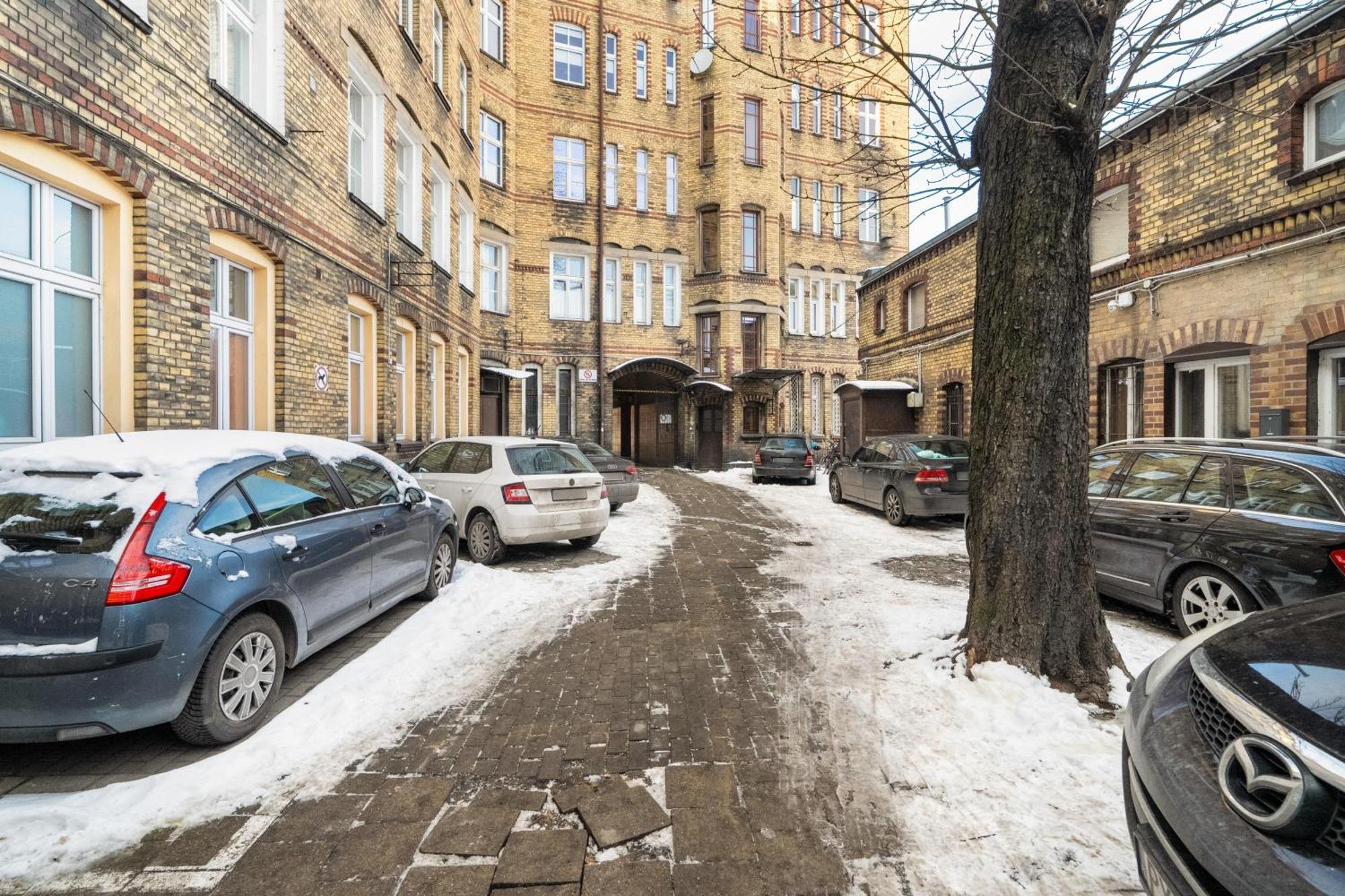 Przytulne Studia Very Berry W Poznaniu Blisko Parku By Noclegi Renters Bagian luar foto